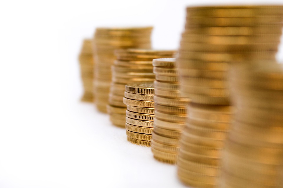The Pros and Cons of Popular Side Hustles in Today’s Economy